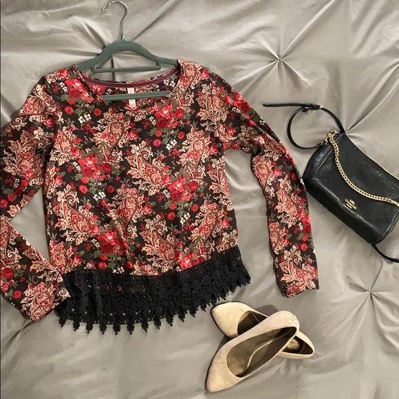 Floral chiffon blouse - Picture 1 of 3